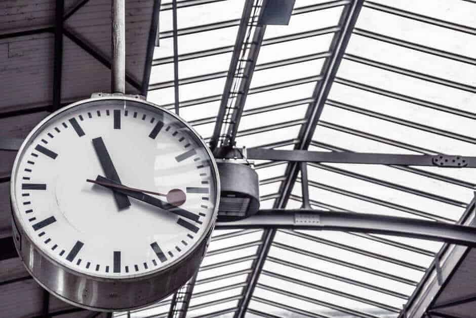 time train station clock deadline
